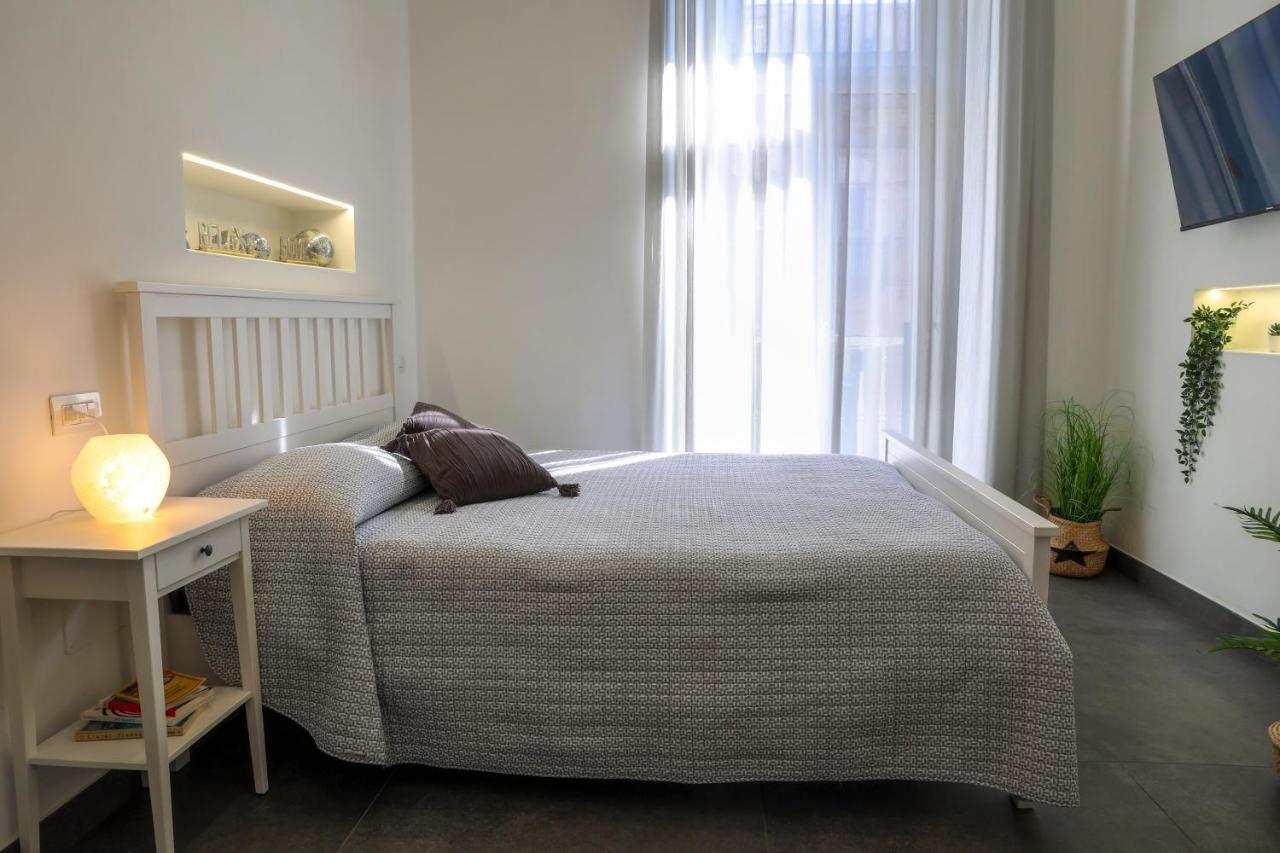 Bella 'Mbriana Home Наполи Екстериор снимка